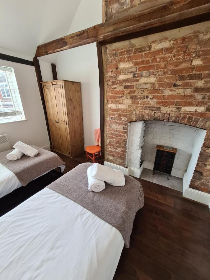 Beautiful Mews House In A Georgian Listed Building Close To The A38 Burton-upon-Trent Екстериор снимка